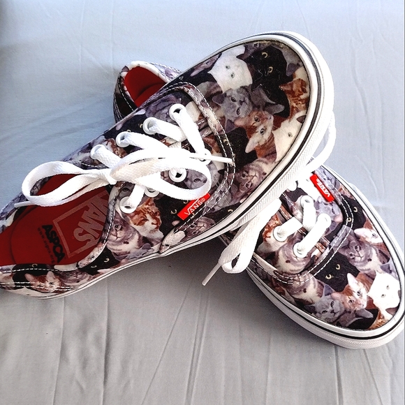 NEW Rare Vans Authentic ASPCA Cat print camo lace up unisex sneakers. W 6.5 /M 5 - Picture 13 of 13